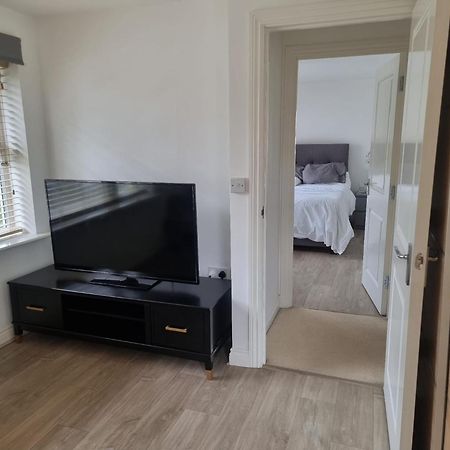 Bromley Common- Double Bedroom With En-Suite With Private Lounge In Shared Town House Exterior foto